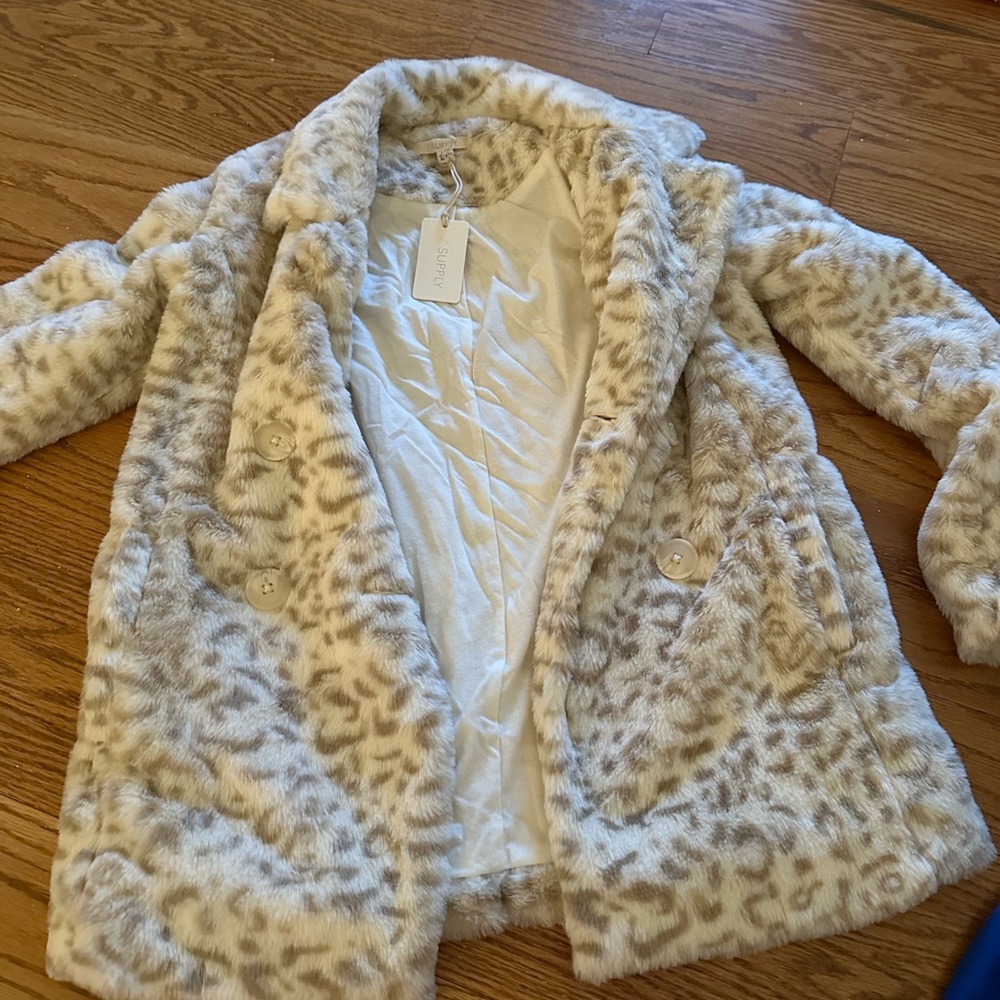 never worn z supply jacket